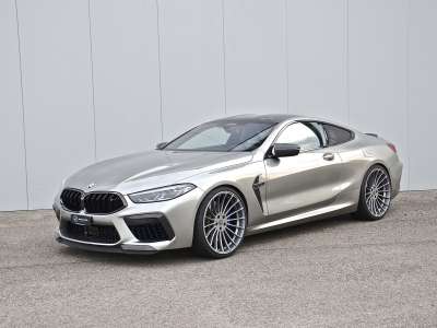 BMW M8 Competition on 22" in donington grey